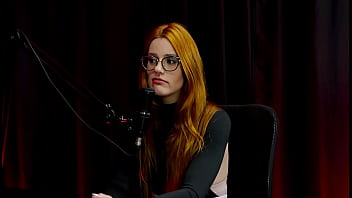 Já fica com mulheres a bastante tempo é a única que fala que é liberal e os curiosos do site pornô bella ruiva watch sheer red