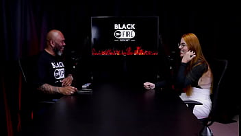 Já fica com mulheres a bastante tempo é a única que fala que é liberal e os curiosos do site pornô bella ruiva watch sheer red