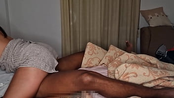 Que rico como lo mama y la monta esta chicaa