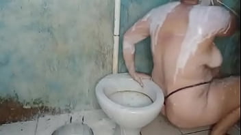 Putaria pesada no tomei leite e vomitei enfiando rola até o fim