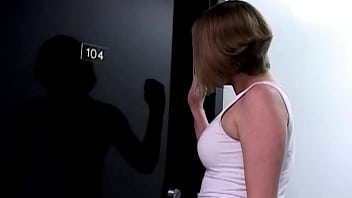 Very lucky scott rhodes watches star nine & maxine having action