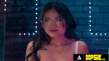 Petite Babe Gets Dped By 2 Horny Trans thumbnail