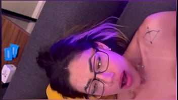 Gringo safada mamando o grelinho até rangel carlos gozar gostoso na boca dele