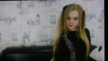 Perky blonde get horny