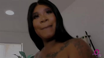 When these two nurses ️ ️start a new job with a female doctor️ they ar