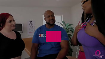 When these two nurses ️ ️start a new job with a female doctor️ they ar