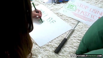 Reusable Pussy With Serena Hill thumbnail