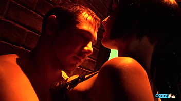 Tattooed slut surprises a guy with a blowjob before fucking him