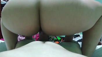 Follandome a la recien parida hijastra su esposo se fue a trabajar y ella vino a mi habitacion a culiar bien rico