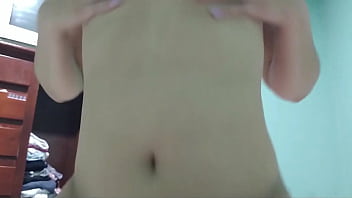 Follandome a la recien parida hijastra su esposo se fue a trabajar y ella vino a mi habitacion a culiar bien rico