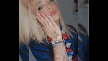 Allez les bleues voir comment il me donne chaud