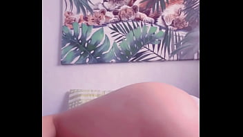 Me gustaría que me llenaras el culo con tu leche que me castigue y me hagas gritar