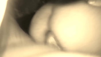 Cazzo in culo a mia moglie