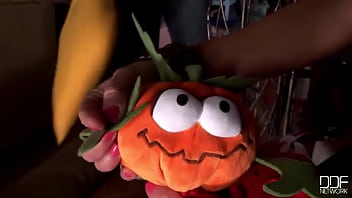 First class cock sucking scene