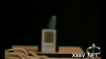 Swingeing babe is getting her cooter stuffed well