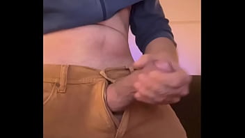 Tirando leite da tora