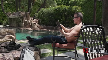 Young new tenant takes old landlady's ass