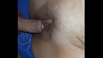 Gioco con il mio fratellastro e mi viene dentro