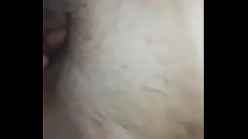 Gioco con il mio fratellastro e mi viene dentro