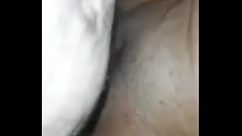 Gioco con il mio fratellastro e mi viene dentro