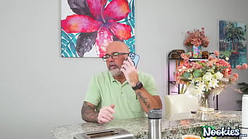 I fucked my therapist then got busted