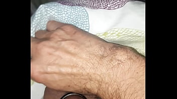 Se masturber en cockring