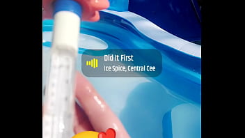 Hey coucou mes p'tits loulous je suis désolée mais nous revoilà de retour