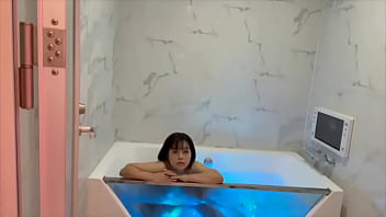 【女子大生のお風呂を覗き見】おっぱいとおまんこは念入りにいつも洗ってます