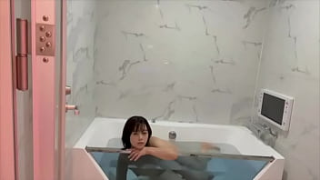 【女子大生のお風呂を覗き見】おっぱいとおまんこは念入りにいつも洗ってます