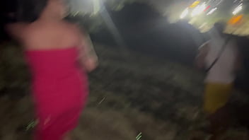 Coroa casa dando pra 3 amigos na praia do arpoador na pele