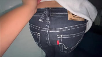 「ここならエッチしてもバレないよね…」物置き倉庫でsexする高◯生カップル。沢山今日も気持ちよかったと2人で抱きしめ合う2人。