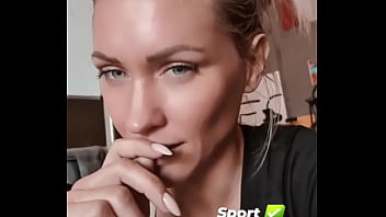 Fini le sport penses à réserver ton show ce soir car maintenant je suis en