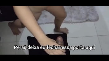 Mulher confessa que adora trair enquanto ele só ouve e goza em silêncio