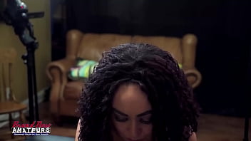 Curvy horny lexxie tries the fuck machine while fingering herself