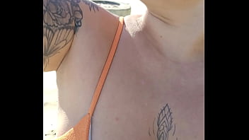 Gravei um vídeo pro meu amante na praia