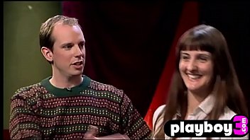 Sexy babes showet big dildoes