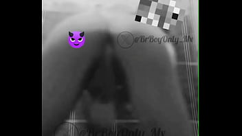 Empinado másturbandome