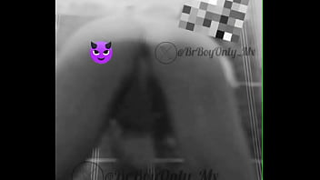 Empinado másturbandome