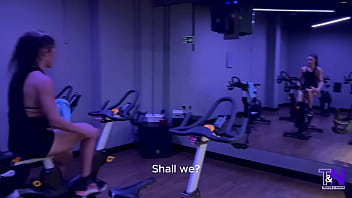 Latina's gym warm up leads to intense creampie