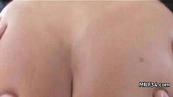 Seriously sexy mom cums hard