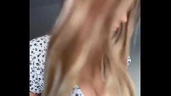 Novinha tetuda gostosa demais