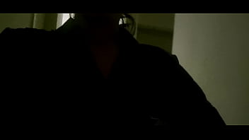 Gostosa safada doida pra se exibir na rua troca de calcinha para os vizinhos