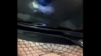 Xkitty7 is naughty and fucks her pussy using a dildo