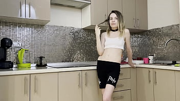 My stepsister's ass was drilled hard by my friend and she squirted all over the kitchen