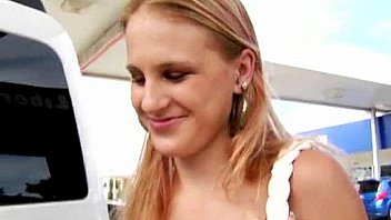 Amateur chick takes money for a fuck 29