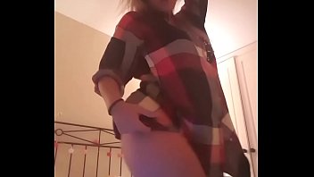 Mi Novia Me Pasa Este Video Bailando thumbnail