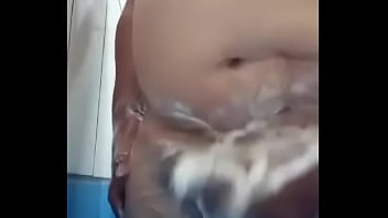 Tío En La Rwgadera thumbnail