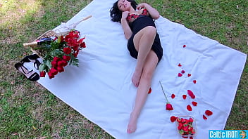 Beverly hills bus stop romantic deepthroat blowjob doggystyle facial alexa chains