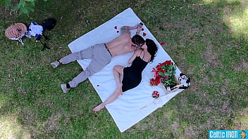 Beverly hills bus stop romantic deepthroat blowjob doggystyle facial alexa chains