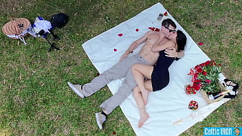 Beverly hills bus stop romantic deepthroat blowjob doggystyle facial alexa chains